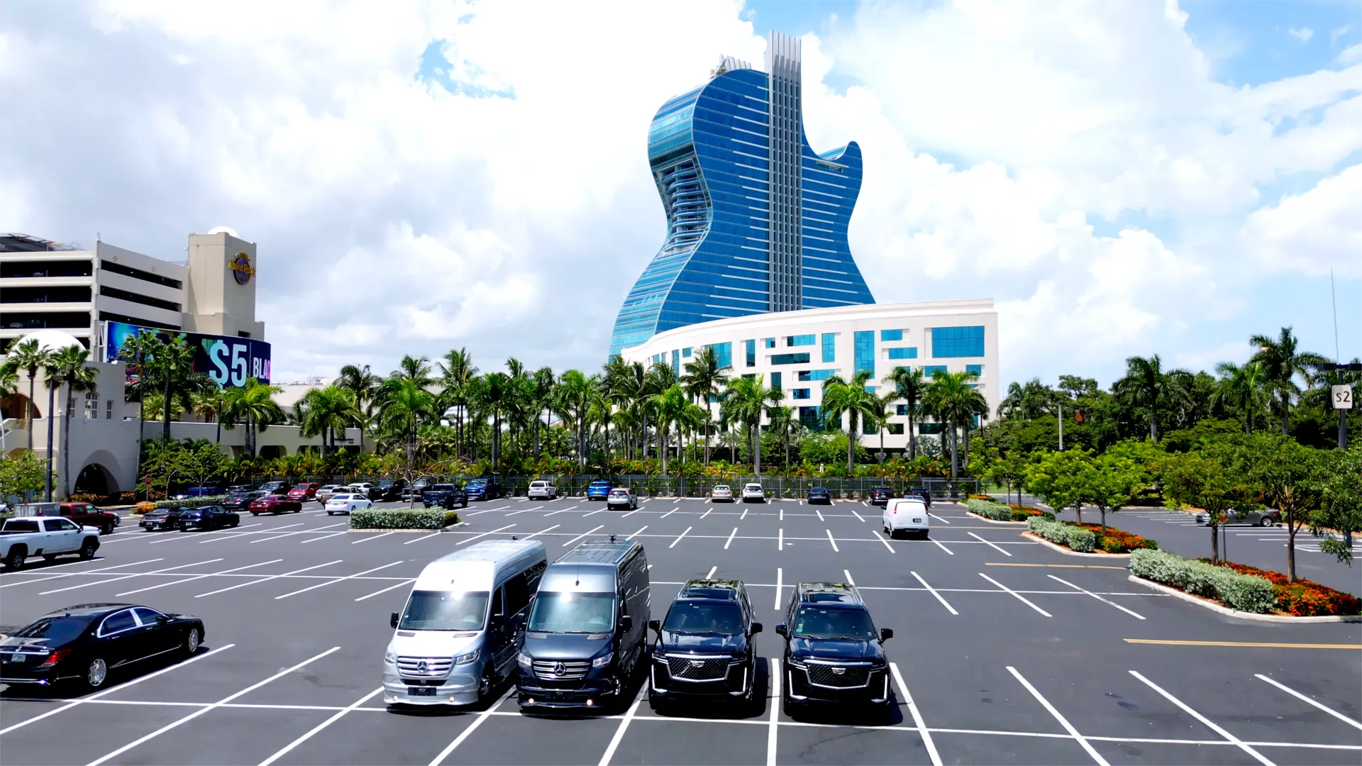 Scenic Florida coastline and luxury travel backdrop for booking your Florida chauffeur experience