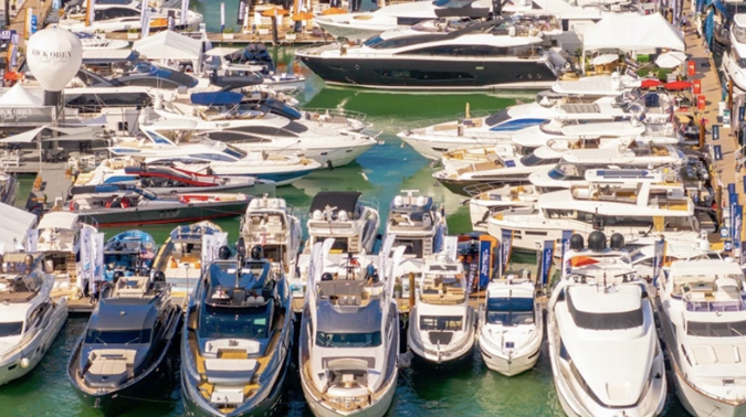 Luxury Limousine Services for the Miami International Boat Show